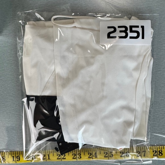 NWT EXPRESS White V Neck Open Back 3/4 Sleeve Blouse Top Size S P - Picture 8 of 8